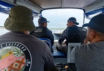 Investigação de ação ilegal de caça e pesca