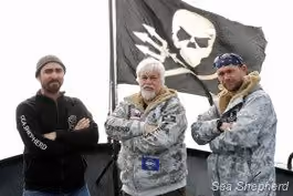 Os três capitães da Operação Sem Conciliação da Sea Shepherd (Foto: Sam Sielen)
