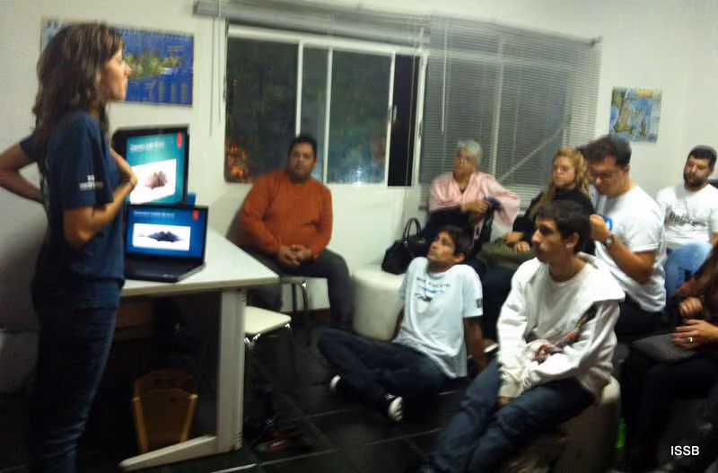 Os convidados participaram com muitas perguntas à palestrante Bia.