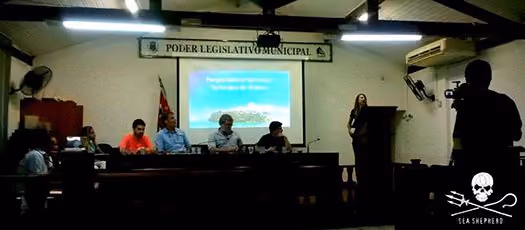 Sea Shepherd Brasil – Mara Lott em defesa do projeto na tribuna da Câmara Municipal de Ilhabela