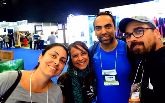 Flávia Rocha, Mara Lott e os Embaixadores do Mar Cristian Dimitrius, Kadu Pinheiro. Foto Kadu Pinheiro.