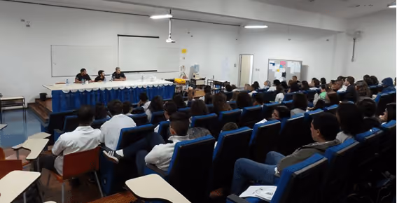 Panorâmica do cine-debate. Foto: ISSB