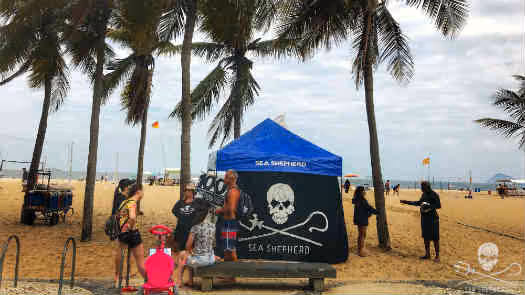 Com a tenda armada, o início dos trabalhos começou com a educação ambiental