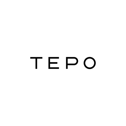 A Tepo é uma marca autoral com princípios de minimalismo, cujo propósito é promover o desenvolvimento sustentável e ético da cadeia da moda no Brasil e no mundo, apostando na total transparência no relacionamento com o público.